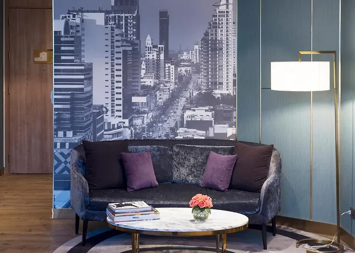Muu Bangkok, Small Luxury s Of The World